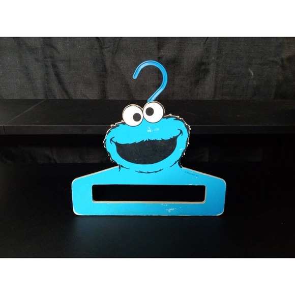 Vintage Lot of 2 Sesame Street Clothes Hangers Boards - Cookie Monster, Ernie - Picture 2 of 7